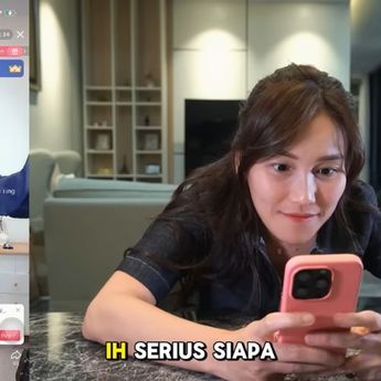 Tuai Pujian, Ayu Ting Ting Join Live Dagangan UMKM Borong Produk yang Masih Sepi Peminat dan Beri Iklan Gratis