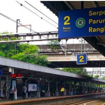 Dihantam Kereta KRL, Tangan Calon Penumpang Putus Sampai Terkapar