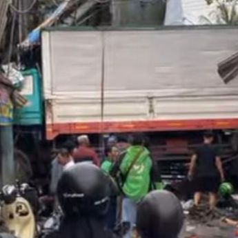 Kecelakaan Maut di Turunan Ngaliyan Semarang, 2 Orang Dikabarkan Tewas