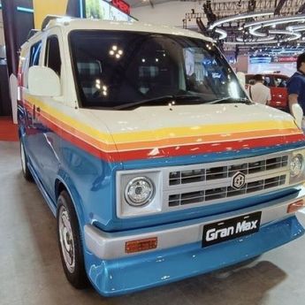 Daihatsu Beri Apresiasi Pelaku Usaha Pembeli Gran Max ke 800 Ribu di Indonesia