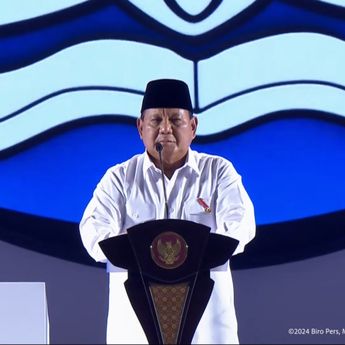 Prabowo Resmi Umumkan Gaji Guru Naik Mulai 2025