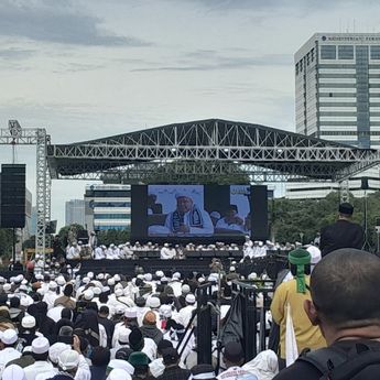 Habib Rizieq Sentil Soal Pilpres dan Pilkada 2024 di Reuni 212