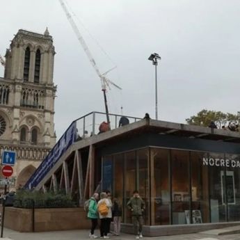 Presiden Macron Resmikan Pembukaan Kembali Katedral Notre-Dame Setelah Restorasi