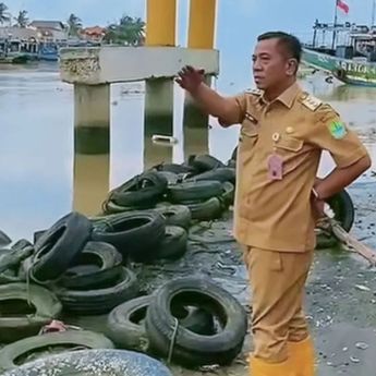 Banjir Rob Melanda 8 Kecamatan di Karawang, Ribuan Rumah Terendam