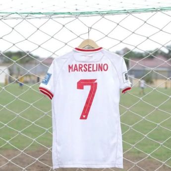 Jersi Marselino Saat Melawan Arab Akan Dilelang untuk Membantu Sekolah di Surabaya