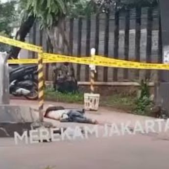 Viral Penemuan Mayat Tergeletak di Trotoar TPU Menteng Pulo Jaksel