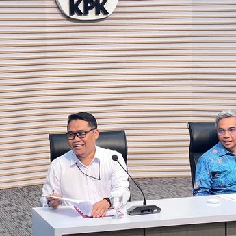 Hasto Dicegah KPK ke Luar Negeri