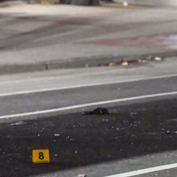 Truk Menabrak Kerumunan di French Quarter, 10 Orang Tewas -- udh dari pagi (ism)