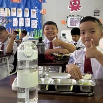 Pemkot Bandung Berikan Makan Bergizi Gratis Perdana kepada 6.400 Siswa