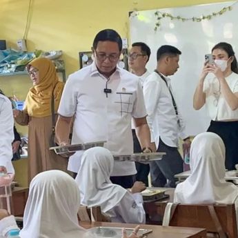 Siswa SD Sukoharjo Keracunan Makan Bergizi Gratis, Ini Respons Istana