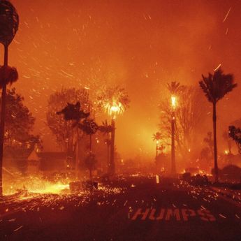 Korban Tewas Akibat Kebakaran di Los Angeles Bertambah Jadi 10 Orang