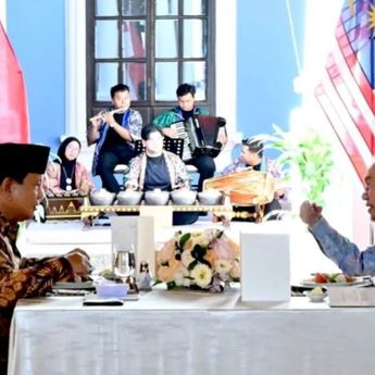 Prabowo Santap Makan Siang Bareng Anwar Ibrahim di Rumah Tangsi