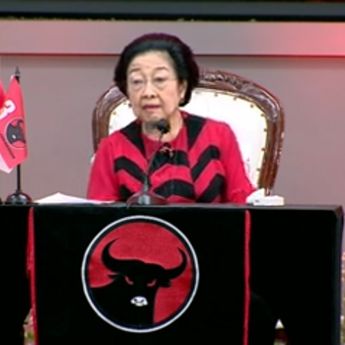 Megawati Minta Hasto Gelar HUT PDIP Secara Sederhana: Kita Lagi Prihatin