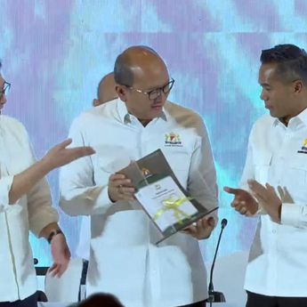 Anindya Bakrie Resmi Jadi Ketum Kadin Indonesia 2024-2029