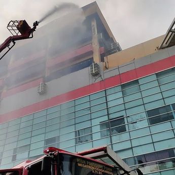 Glasswool di Ruang Karaoke Tiara Crown Jadi Penyebab Api Cepat Membesar di Glodok Plaza