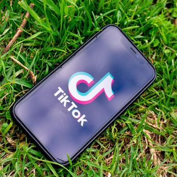 Sempat Diblokir, TikTok Kembali Beroperasi di AS Berkat Trump