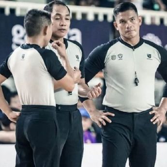 IBL 2025: Tidak Hanya Aksi Pemain, Performa Wasit Juga Jadi Sorotan