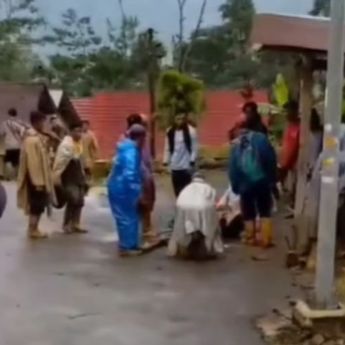 VIDEO: Tragedi Longsor di Pekalongan Tewaskan 17 Orang