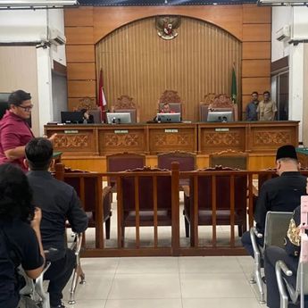 PN Jaksel Tunda Sidang Praperadilan Hasto Kristiyanto hingga 5 Februari