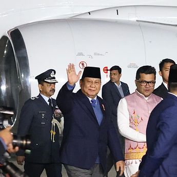 Prabowo Mendarat di New Delhi, Disambut Pejabat Tinggi India di Bandara--UDH