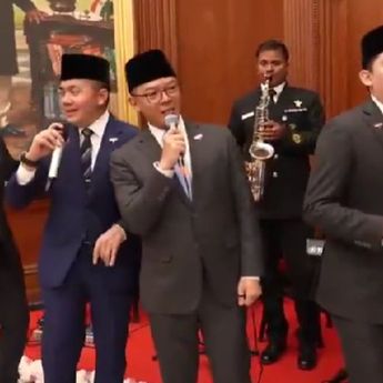 Aksi Delegasi Indonesia Nyanyikan Kuch Kuch Hota Hai Dapat Sambutan Hangat dari Kajol