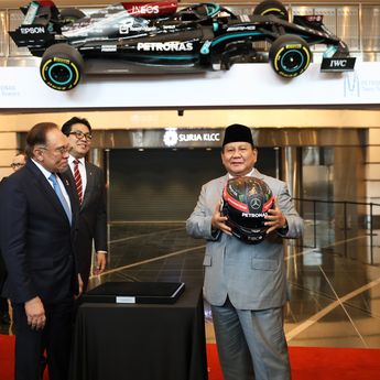 Momen Lucu Pertemuan Prabowo dan Anwar Ibrahim, Gara-gara Pajangan Mobil F1