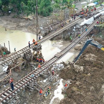 Perbaikan Jebolnya Tanggul di Grobogan Jateng Dikebut, Menteri PU Target 3 Februari Rampung