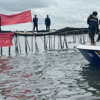 KKP Periksa Kepala Desa Kohod dan Nelayan Terkait Pagar Laut di Tangerang