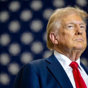 Mahkamah Agung AS Setujui Sementara Larangan Trump Terhadap Tentara Transgender