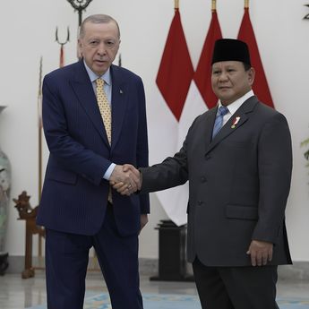 Erdogan Telepon Prabowo, Bahas Pertahanan dan Perdagangan serta Undang ke COP31