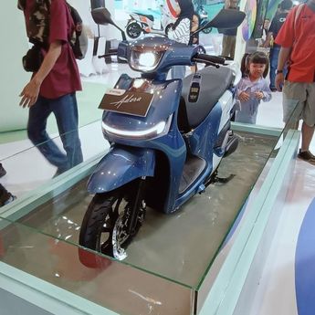 Motor Listrik Adora Tampil di IIMS 2025, Ini Fitur Unggulannya