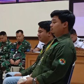 Anak Bos Rental Menangis Saat Jelaskan Kronologi di Sidang