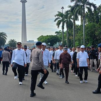 Deretan Potret Kepala Daerah Ikuti Gladi Kotor Pelatikan Serentak di Monas