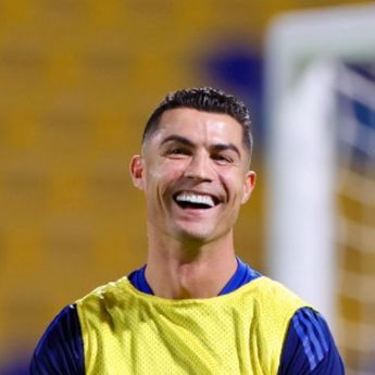 Kental Nuansa Hitam, Intip Penampakan Jet Pribadi Cristiano Ronaldo yang Serba Mewah 