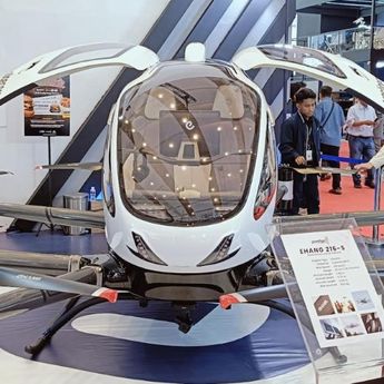 EHang 216-S, Mobil Terbang yang Memikat Pengunjung di IIMS 2025