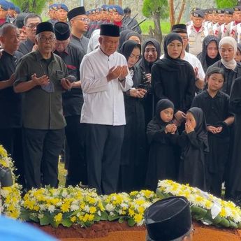 Komjen Purn Syafruddin Tengah Puasa Senin Kamis saat Wafat