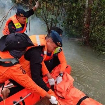 Tim SAR Temukan 15 Korban Tewas Truk Jatuh ke Sungai di Pelalawan