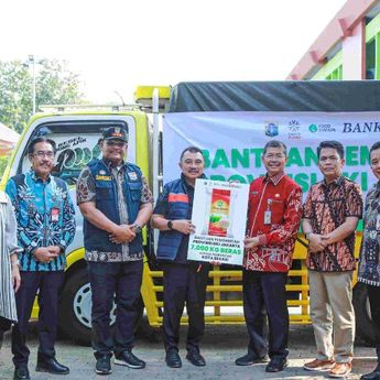 Pemprov DKI Jakarta Salurkan Bantuan untuk Korban Banjir di Bekasi