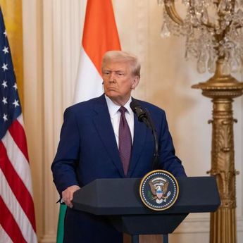 Trump Beri Pembebasan Tarif Meksiko dan Kanada pada 3 Produsen Mobil Besar