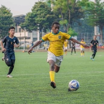 2 Alumni Papua Football Academy Timba Ilmu di Akademi Sepak Bola Spanyol