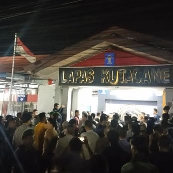 VIDEO: Puluhan Narapidana Lapas Kutacane Aceh Kabur Jelang Buka Puasa, Warga Panik