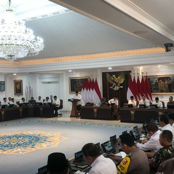 Sidang Kabinet Paripurna, Presiden Prabowo Akui Terkesan dengan Banyak Kebijakan