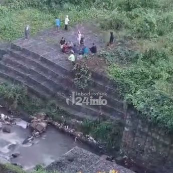 Kencing Sembarangan di Jembatan, Pemotor di Bogor Tiba-tiba Hilang