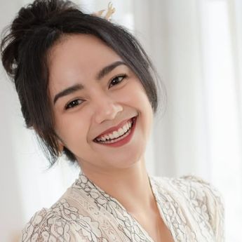 Fakta Selebgram Ayu Puspa Putuskan Pindah Agama dan Keluar dari Islam