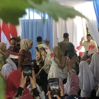 Prabowo Disambut Meriah sama Siswa SDN 5 Cimahpar Bogor