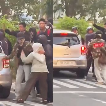 Demonstran Rusak Mobil Emak-emak di Makassar, Pemilik: Bukan Polisi, Bukan Polisi... 
