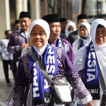Fast Track Madinah Lancar, Jemaah Haji Kloter Pertama Tiba Bahagia