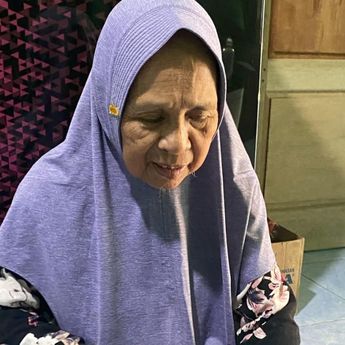 Menabung 55 tahun, Pedagang Sate di Mandailing Natal Naik Haji