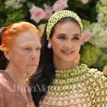Intip Prosesi Siraman Luna Maya Jelang Lepas Masa Lajang