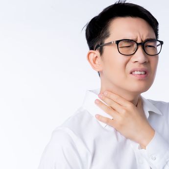 Cara Mengobati Radang Tenggorokan Secara Alami dan Medis, Dijamin Ampuh!